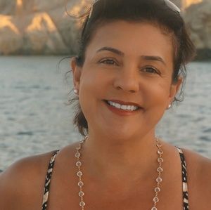 Meet your Posher, Loretta